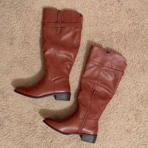 NWT knee-high boot